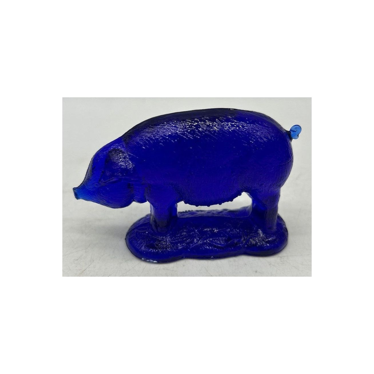 Solid Glass Pig