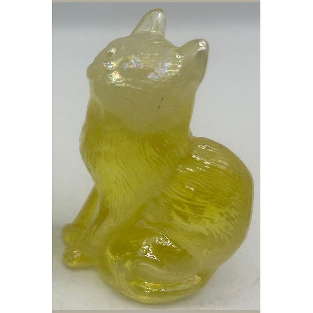 3" Solid Glass Sitting Kitten
