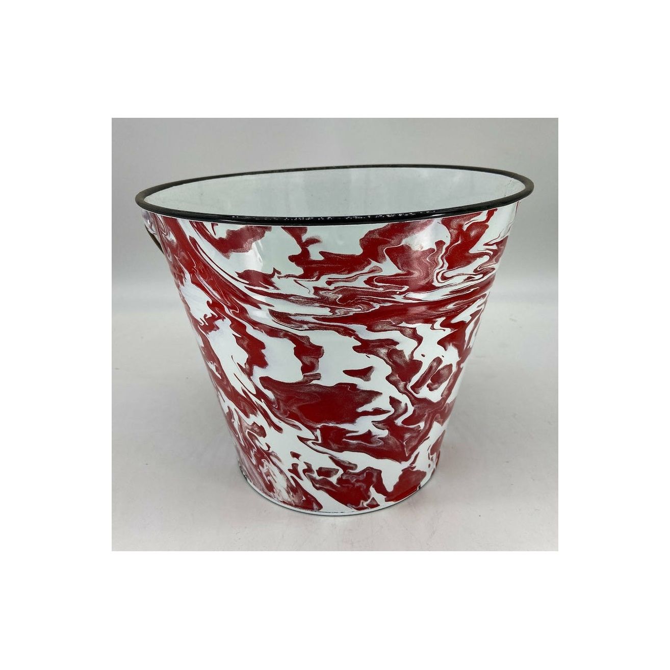 Enamel Bucket (Crazy Sale)