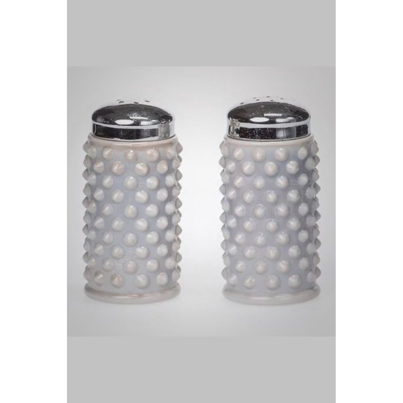 GiGi Hobnail Salt & Pepper Shaker