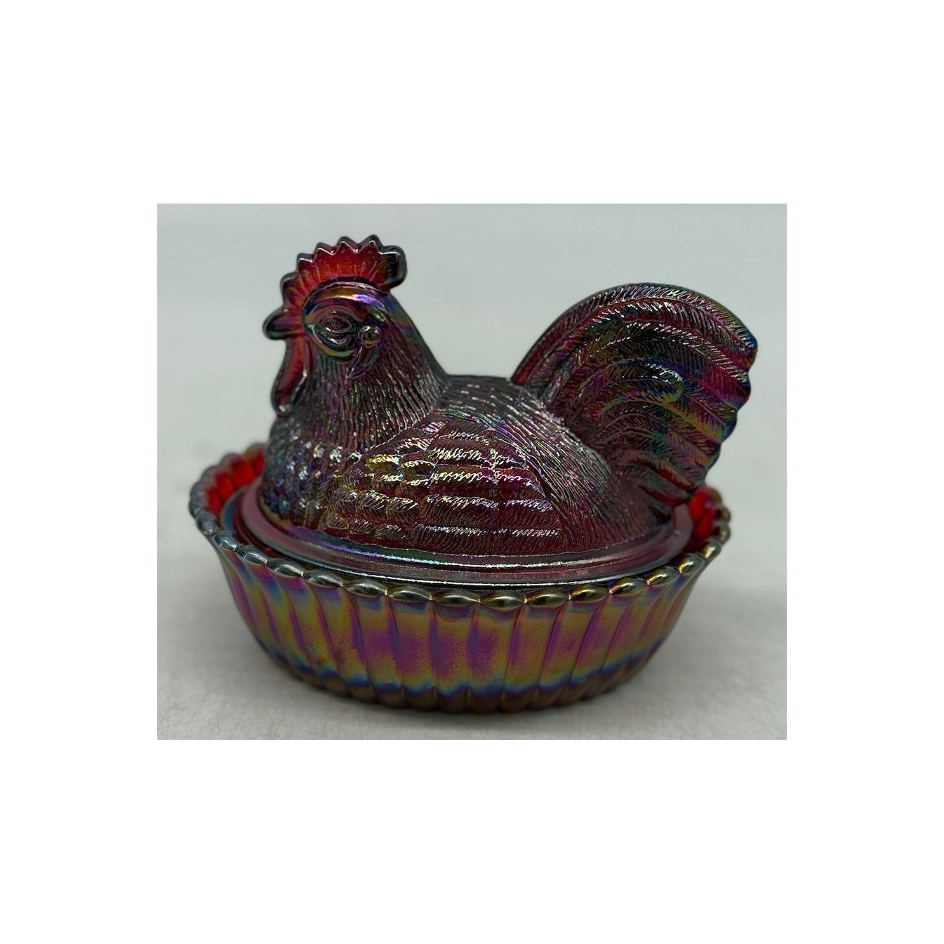 Covered Rooster on Ribbed Nest with Split Tail