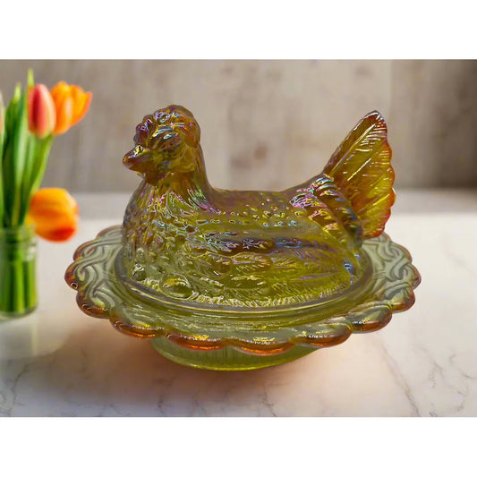 Covered Chicken Dish with Split Tail on Wide Rim Base