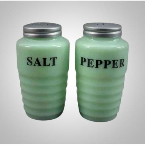 Round Range Ribbed Salt & Pepper Shakers