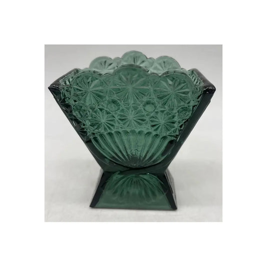 Daisy & Button Fan Vase (Year End Clearance)
