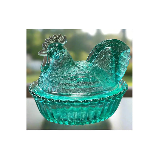 Covered Rooster on Ribbed Nest with Split Tail