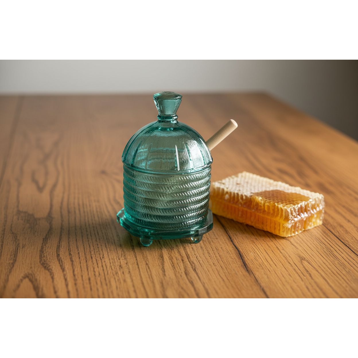 Honey Pot w/Wooden Dipper